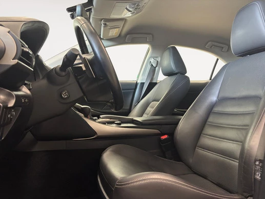 Lexus IS - Afbeelding 19 van 30