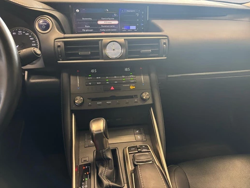 Lexus IS - Afbeelding 26 van 30