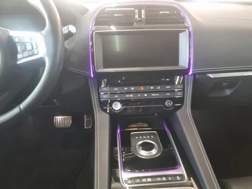 Jaguar F-PACE - Afbeelding 15 van 30