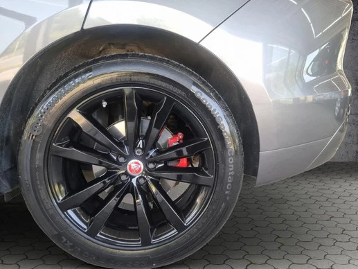 Jaguar F-PACE - Afbeelding 24 van 30