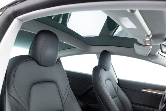 Tesla Model 3 - Afbeelding 6 van 30