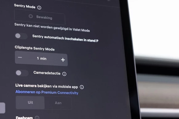 Tesla Model 3 - Afbeelding 20 van 30