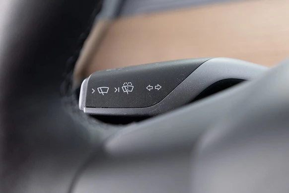 Tesla Model 3 - Afbeelding 26 van 30