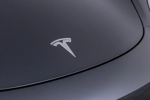 Tesla Model 3 - Afbeelding 30 van 30
