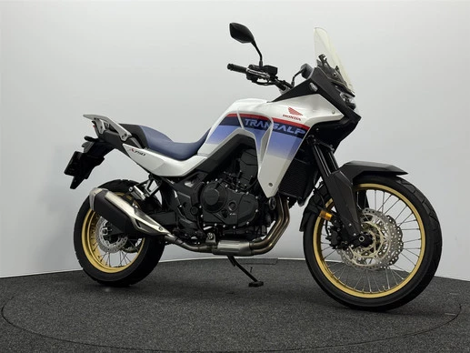 Honda XL 750 - Afbeelding 2 van 19