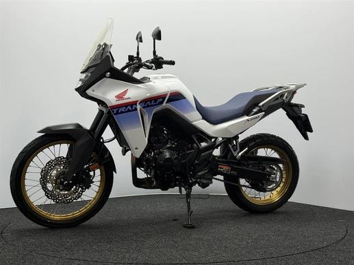 Honda XL 750 - Afbeelding 8 van 19