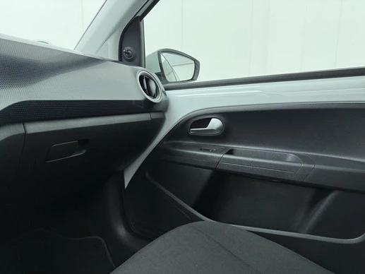 Volkswagen up! - Afbeelding 13 van 24