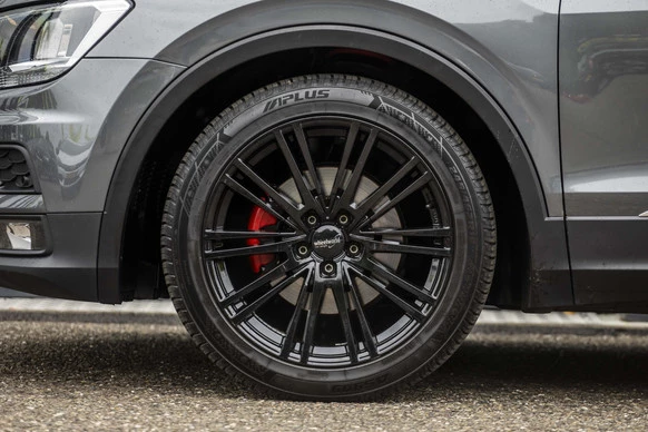 Volkswagen Tiguan - Afbeelding 9 van 30