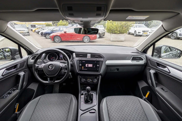 Volkswagen Tiguan - Afbeelding 16 van 30