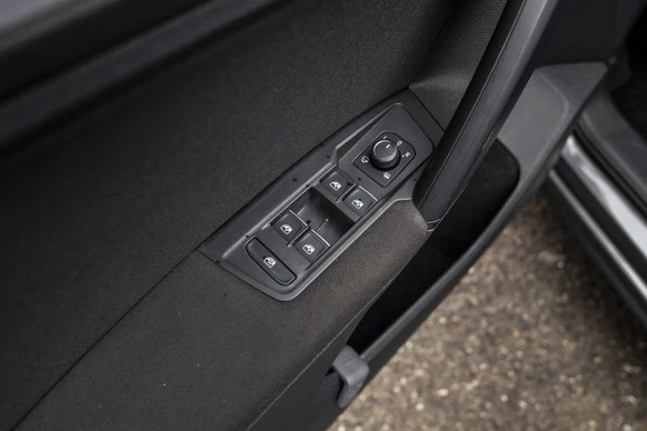 Volkswagen Tiguan - Afbeelding 22 van 30