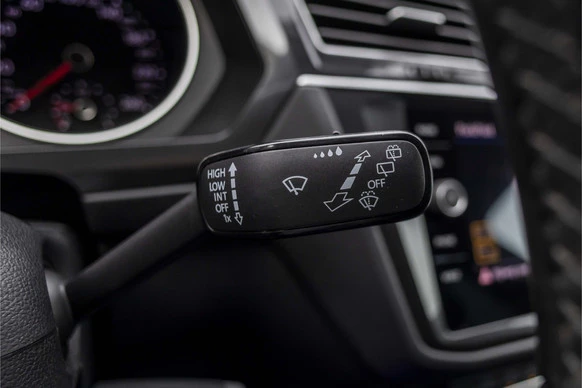 Volkswagen Tiguan - Afbeelding 29 van 30