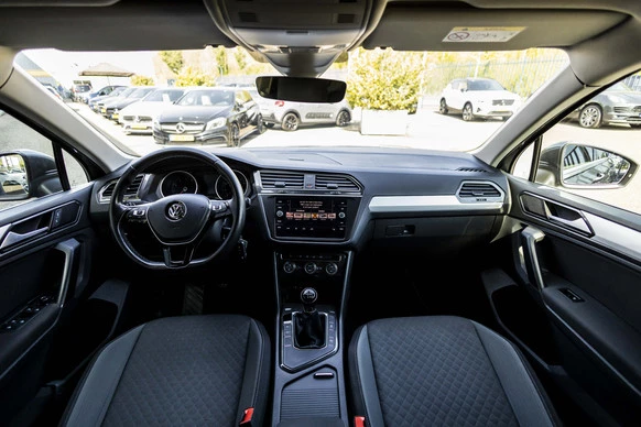 Volkswagen Tiguan - Afbeelding 16 van 30