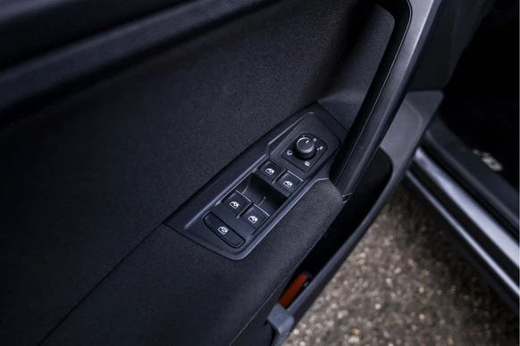 Volkswagen Tiguan - Afbeelding 22 van 30