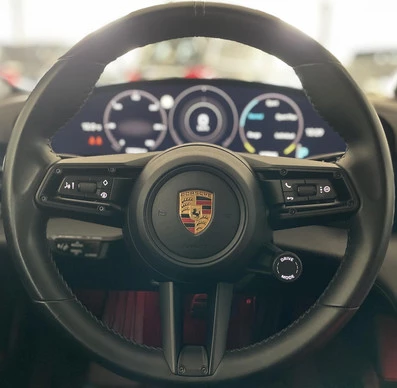 Porsche Taycan - Afbeelding 11 van 25