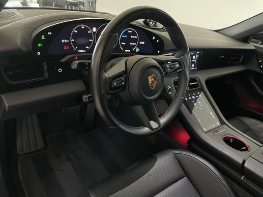 Porsche Taycan - Afbeelding 19 van 25