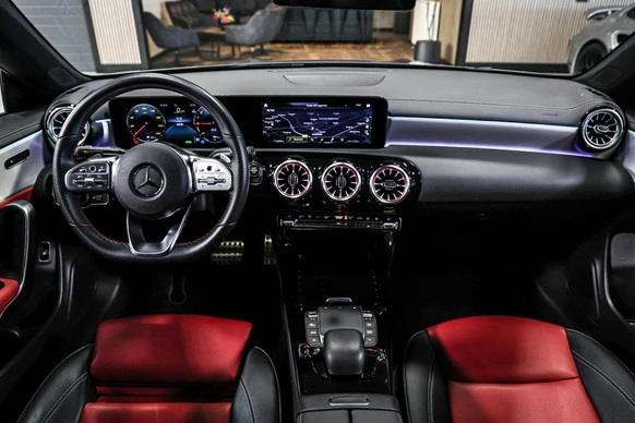 Mercedes-Benz CLA - Afbeelding 2 van 30