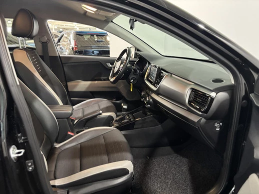 Kia Stonic - Afbeelding 18 van 30