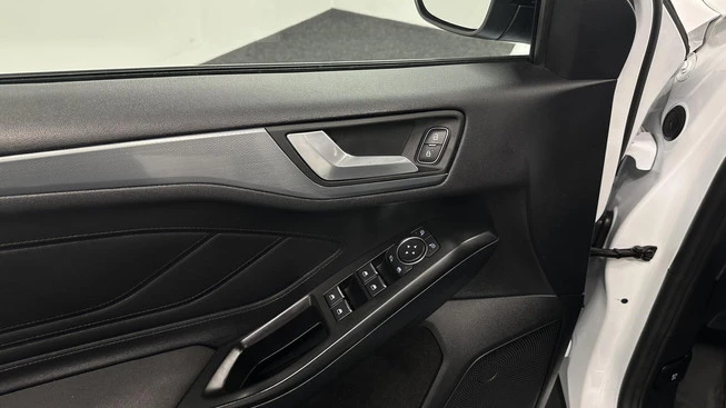 Ford Focus - Afbeelding 21 van 30