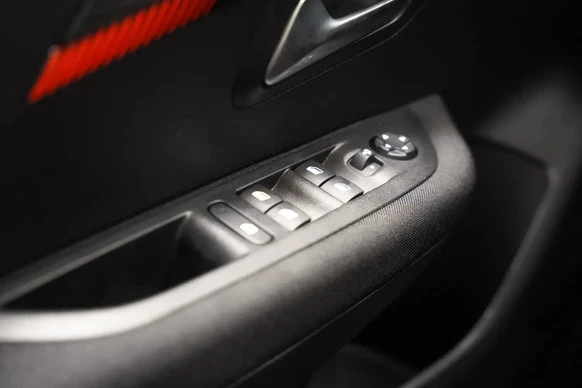 Peugeot e-208 - Afbeelding 19 van 30