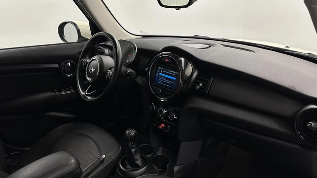 MINI Cooper - Afbeelding 13 van 30