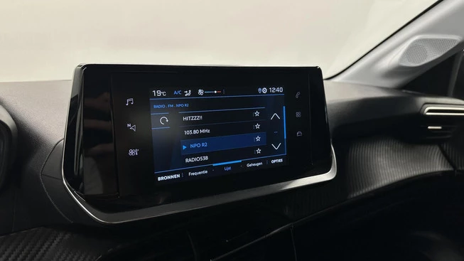 Peugeot 208 - Afbeelding 28 van 30