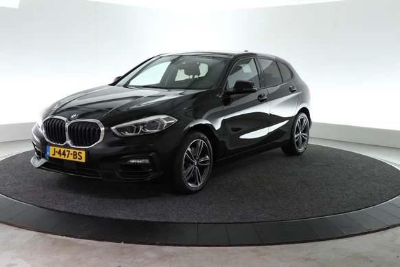 BMW 1 Serie - Afbeelding 1 van 30