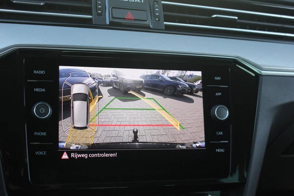 Volkswagen Passat - Afbeelding 6 van 23