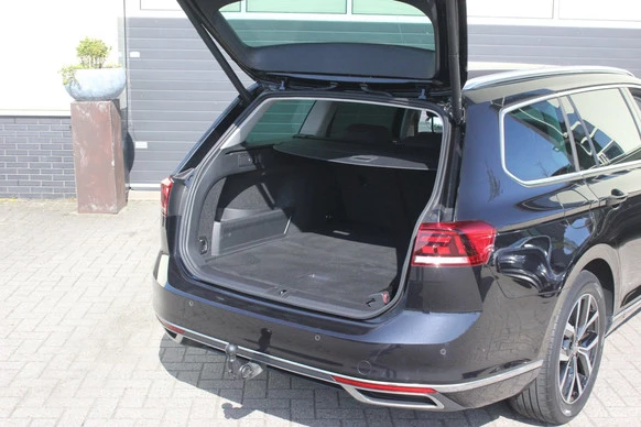 Volkswagen Passat - Afbeelding 8 van 23