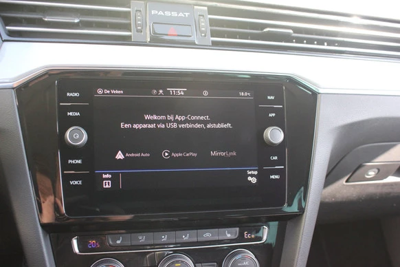 Volkswagen Passat - Afbeelding 14 van 23