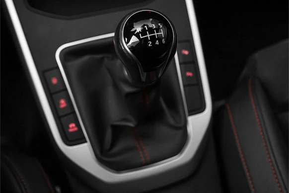 SEAT Arona - Afbeelding 27 van 30