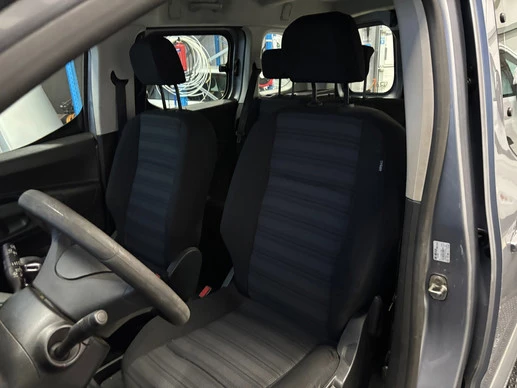 Opel Combo - Afbeelding 21 van 25