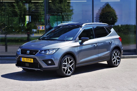 SEAT Arona - Afbeelding 1 van 30