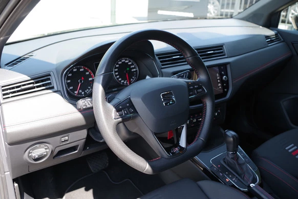 SEAT Arona - Afbeelding 2 van 30