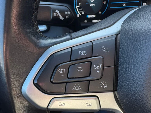 Volkswagen Amarok - Afbeelding 15 van 30