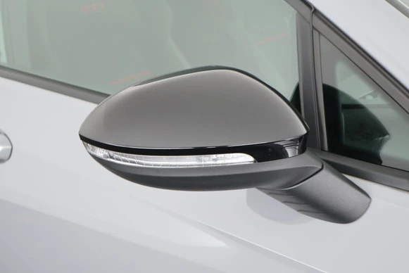 Volkswagen Golf - Afbeelding 9 van 30