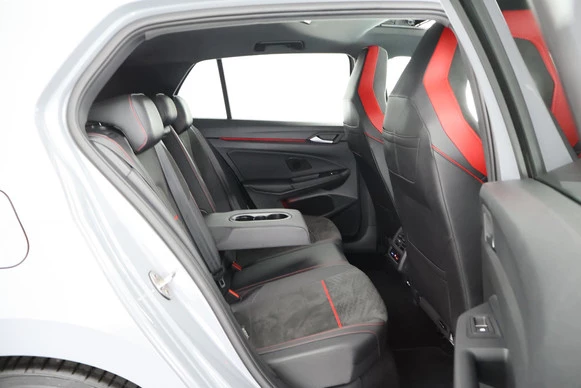 Volkswagen Golf - Afbeelding 17 van 30