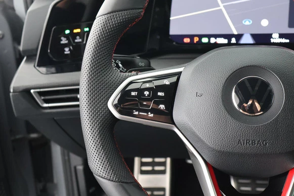 Volkswagen Golf - Afbeelding 22 van 30