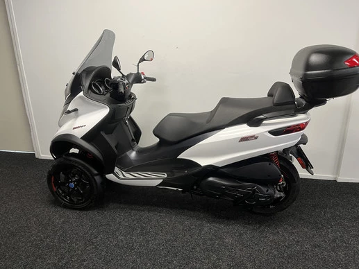 Piaggio MP3 - Afbeelding 13 van 21