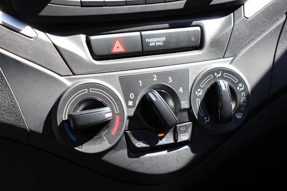 Suzuki Baleno - Afbeelding 13 van 27