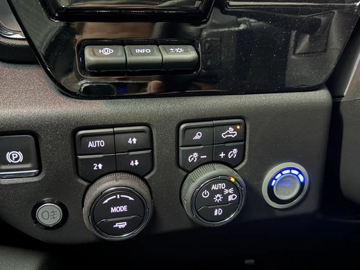 Chevrolet Silverado - Afbeelding 18 van 30