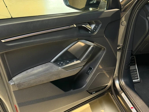 Audi RSQ3 - Afbeelding 16 van 30