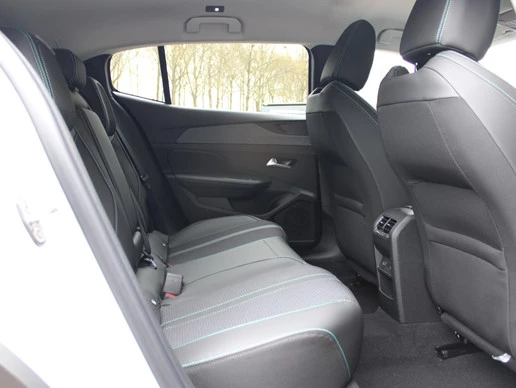 Peugeot 408 - Afbeelding 9 van 30