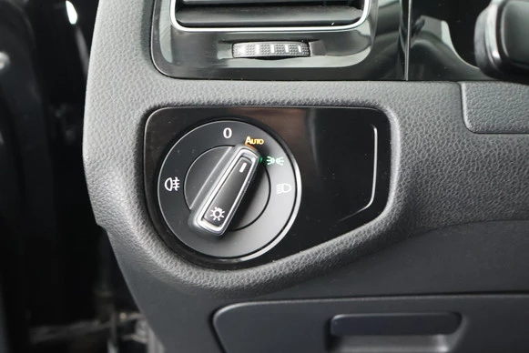 Volkswagen Golf - Afbeelding 14 van 30