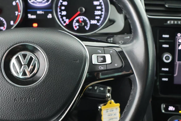 Volkswagen Golf - Afbeelding 17 van 30