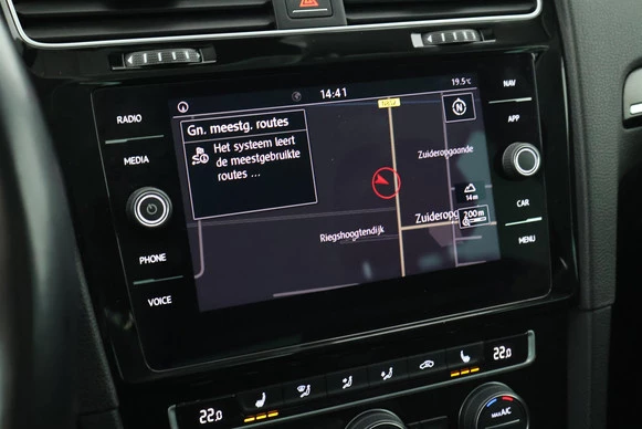 Volkswagen Golf - Afbeelding 18 van 30