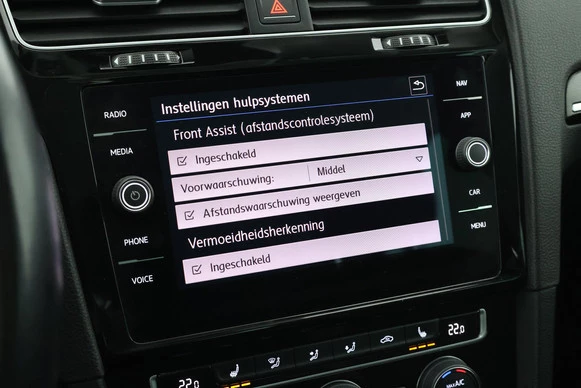 Volkswagen Golf - Afbeelding 22 van 30