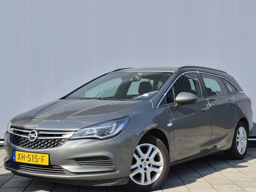 Opel Astra - Afbeelding 1 van 14