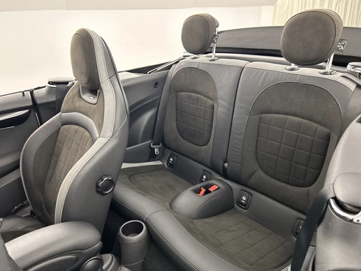 MINI Cooper S Cabrio - Afbeelding 11 van 30