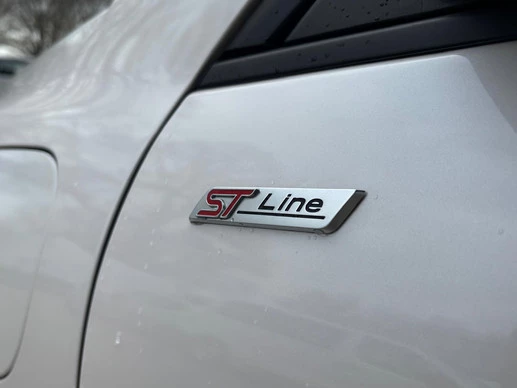 Ford Kuga - Afbeelding 10 van 30