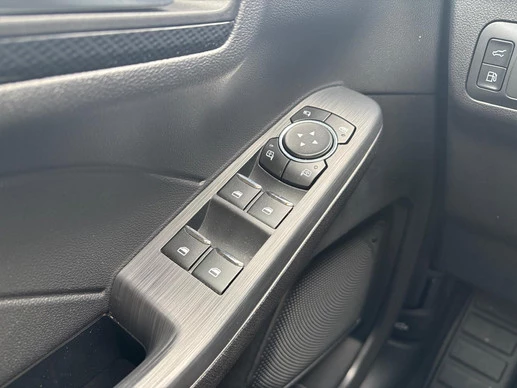 Ford Kuga - Afbeelding 26 van 30